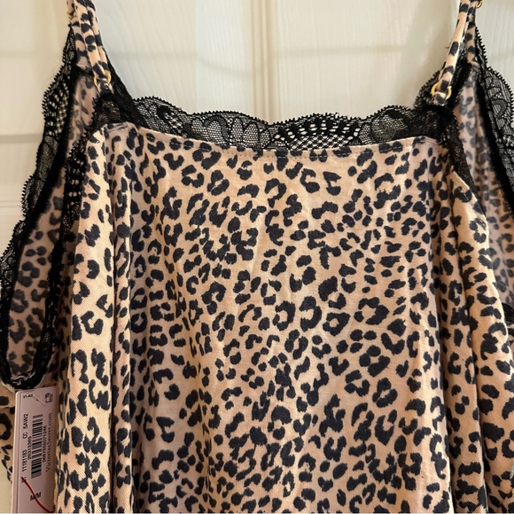 NWOT Heavenly By Victoria Animal Print Short Pajama Set Matching Robe Medium - Picture 11 of 15